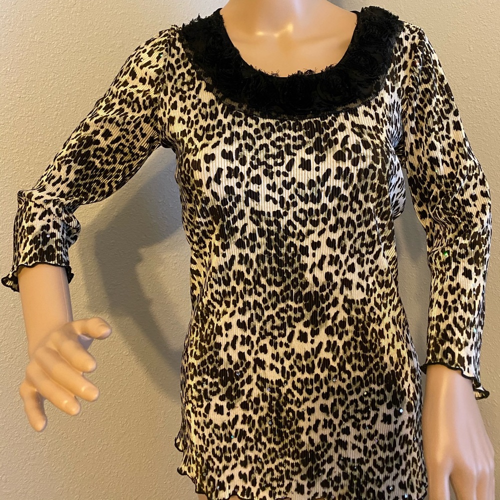 TIFFANY BLACK BLOUSE